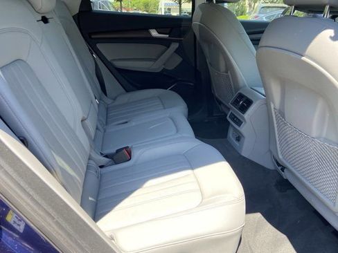 Used 2023 Audi Q5 2.0T Premium w/ Convenience Package AWD/4WD image 30