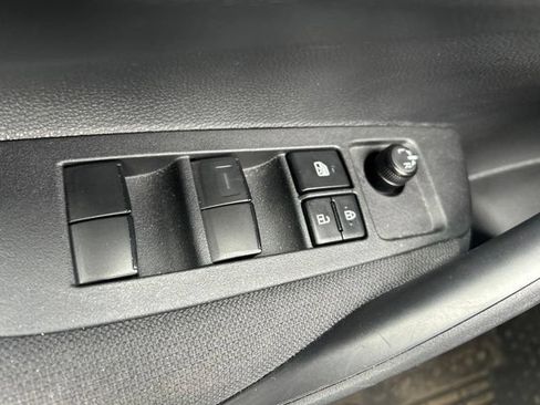 Used 2025 Toyota Corolla LE FWD image 19