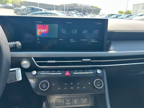 Used 2025 Hyundai Sonata SEL FWD image 17