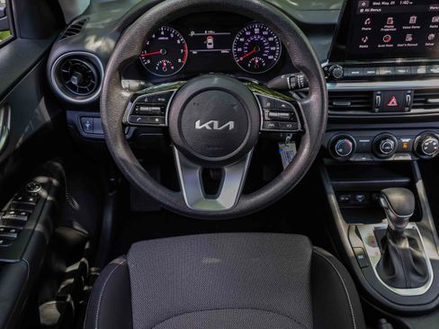 Certified 2024 Kia Forte LXS FWD image 17