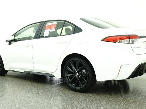 New 2026 Toyota Corolla SE FWD image 21