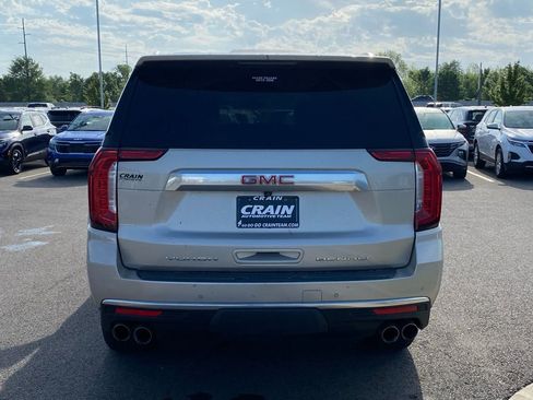 Used 2021 GMC Yukon Denali AWD/4WD image 6