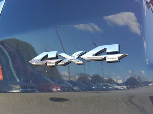 New 2026 RAM 1500 Laramie AWD/4WD image 9