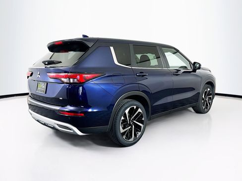 Used 2024 Mitsubishi Outlander SE image 9