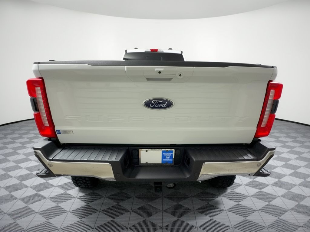 Used 2025 Ford F250 Lariat w/ FX4 Off-Road Package AWD/4WD image 10