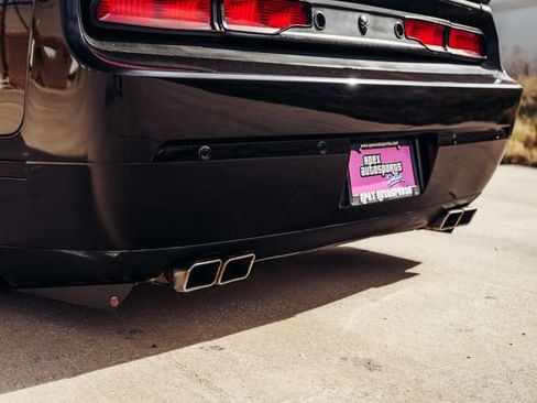 Used 2013 Dodge Challenger R/T Plus image 31