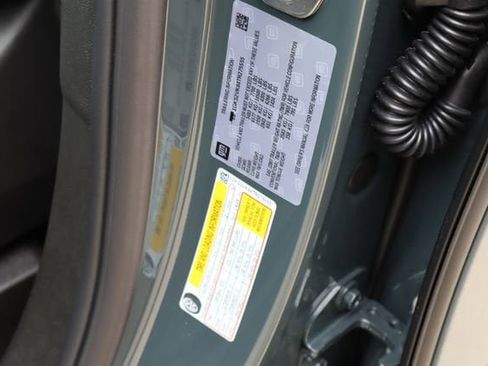 Used 2026 GMC Yukon AT4 Ultimate AWD/4WD image 36