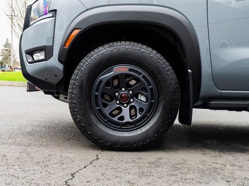 New 2026 Nissan Frontier PRO-4X w/ Pro-4x Convenience Package image 7