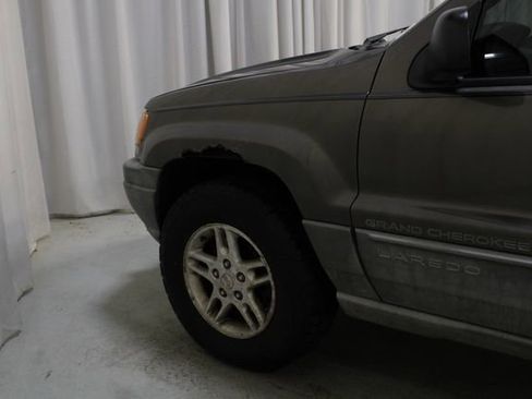 Used 2000 Jeep Grand Cherokee Laredo AWD/4WD image 27