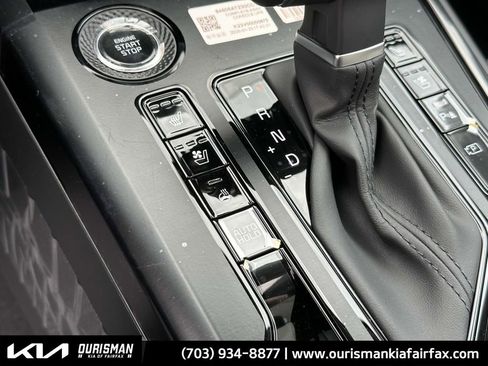 New 2025 Kia Niro SX Touring image 30