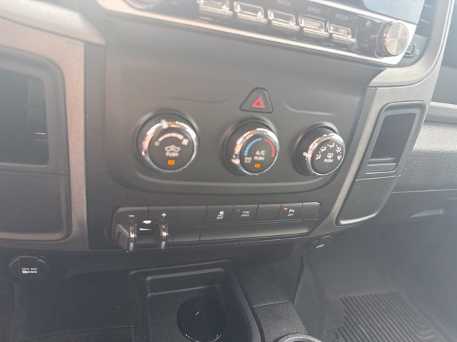 Used 2015 RAM 2500 Tradesman w/ Chrome Appearance Group AWD/4WD image 24