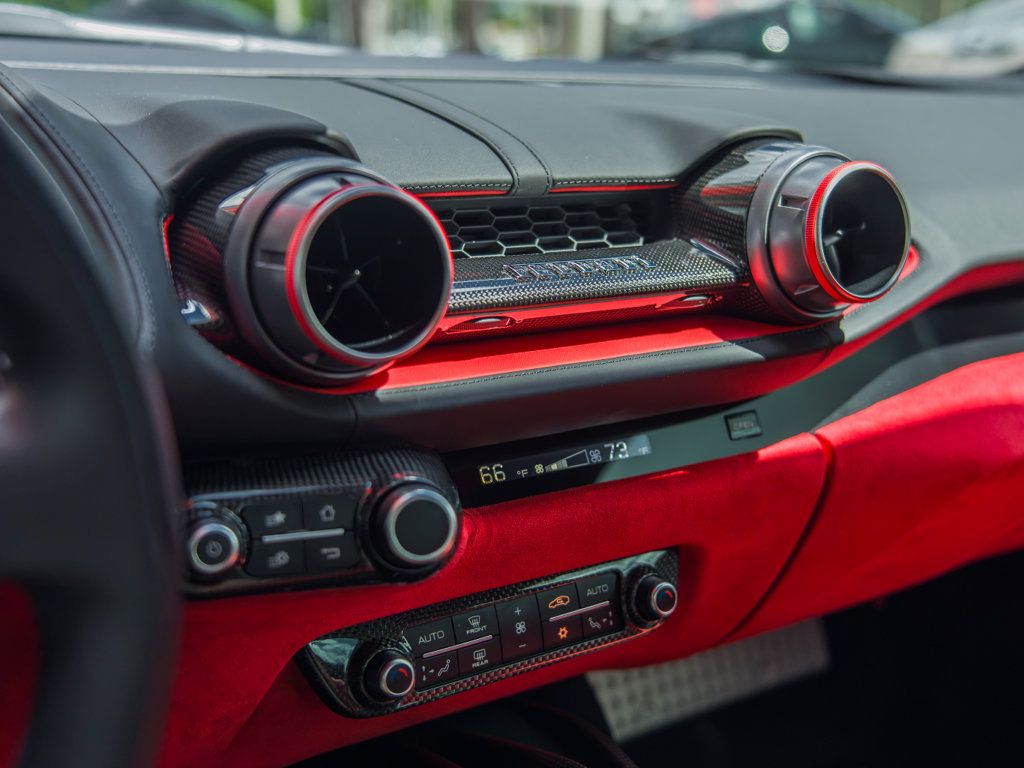 Used 2019 Ferrari 812 Superfast RWD image 13