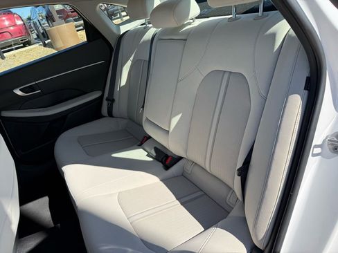 Certified 2024 Hyundai Sonata SEL image 9