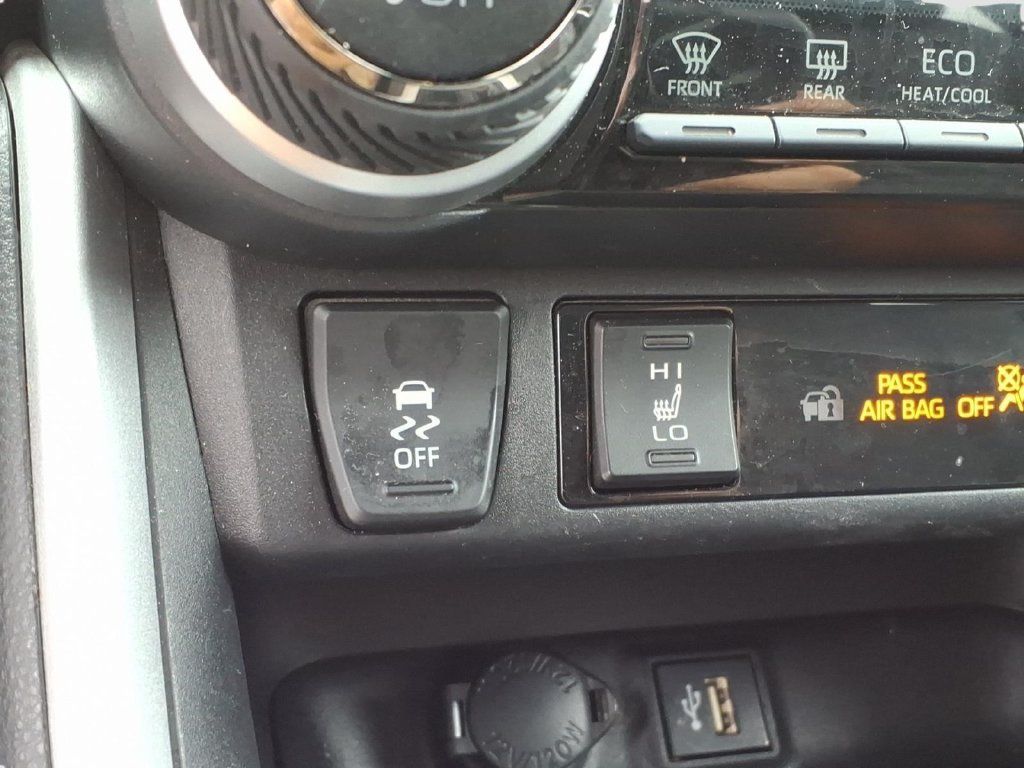 Used 2024 Toyota RAV4 XLE w/ Convenience Package AWD/4WD image 22
