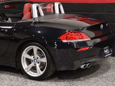 Used 2012 BMW Z4 sDrive28i w/ M Sport Pkg image 26