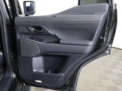 Used 2024 Lexus GX 550 image 31