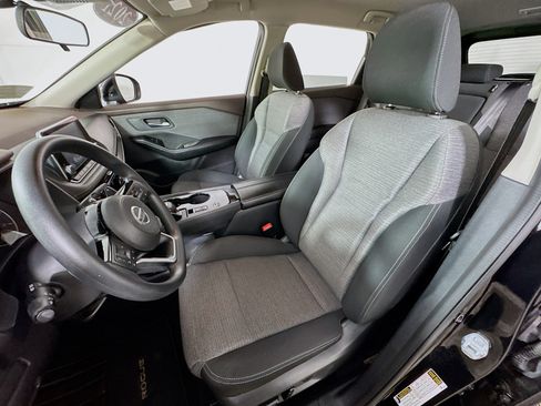 Used 2021 Nissan Rogue SV FWD image 13