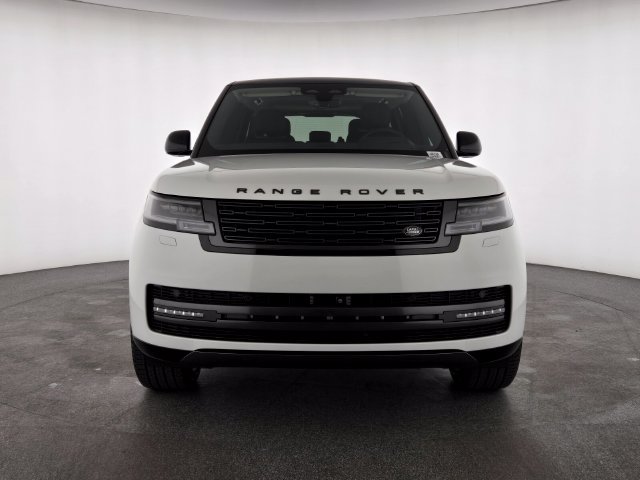 Used 2025 Land Rover Range Rover Long Wheelbase SE AWD/4WD image 8