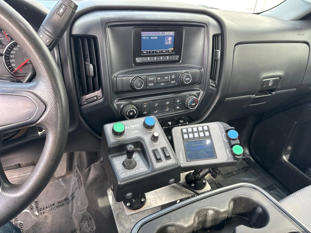 Used 2015 Chevrolet Silverado 3500 W/T w/ WT Convenience Package AWD/4WD image 25