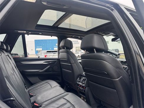 Used 2015 BMW X5 xDrive50i image 11