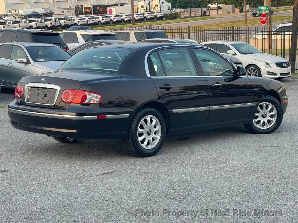 Used 2006 Kia Amanti FWD image 2