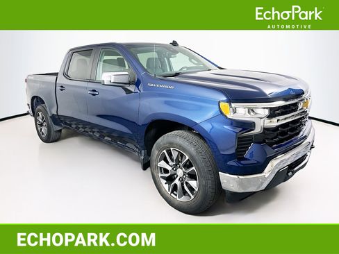 Used 2022 Chevrolet Silverado 1500 LT image 1