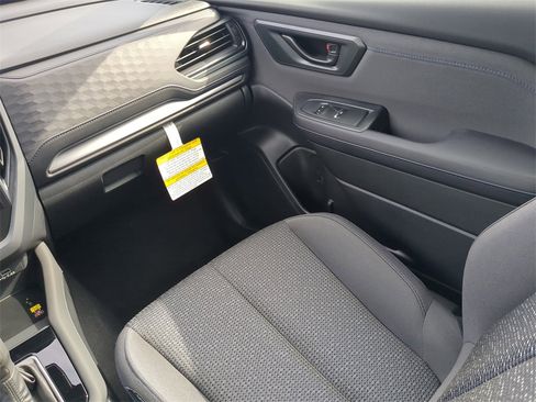 Certified 2025 Subaru Forester Premium w/ Protection Package (1PH) image 17