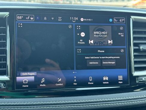 Certified 2024 Chrysler Pacifica Limited FWD image 28