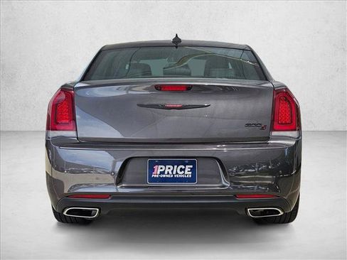 Used 2023 Chrysler 300 S RWD image 6