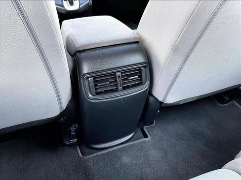 Used 2018 Honda CR-V LX image 22