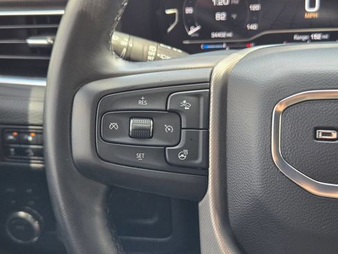 Used 2023 GMC Yukon XL Denali AWD/4WD image 12