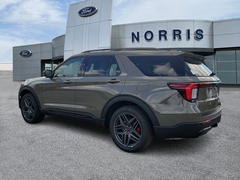 New 2026 Ford Explorer ST-Line AWD/4WD image 3