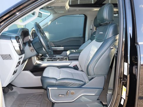 Used 2022 Ford F150 Limited image 7