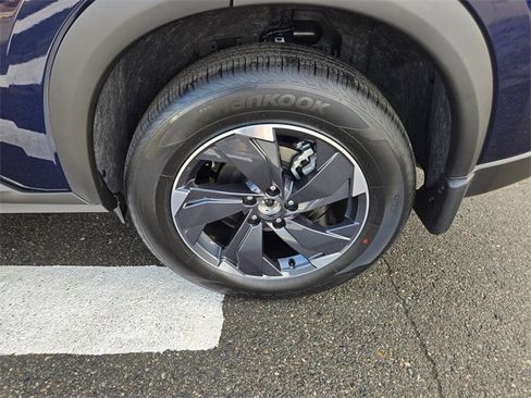 New 2026 Nissan Rogue SV w/ SV Premium Package image 11