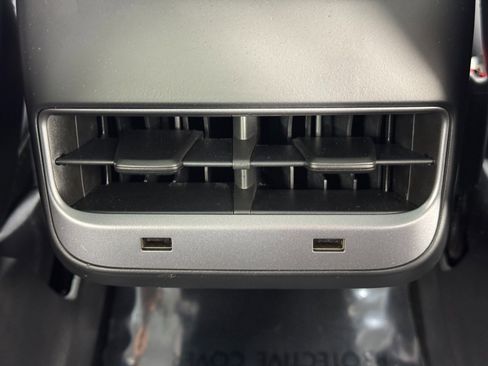 Used 2019 Tesla Model 3 Standard Range Plus image 33