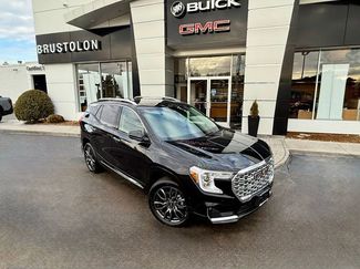 Used 2023 GMC Terrain Denali w/ Black Diamond Edition video 2