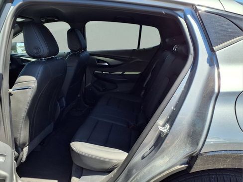 Certified 2025 Buick Envista Sport Touring FWD image 15