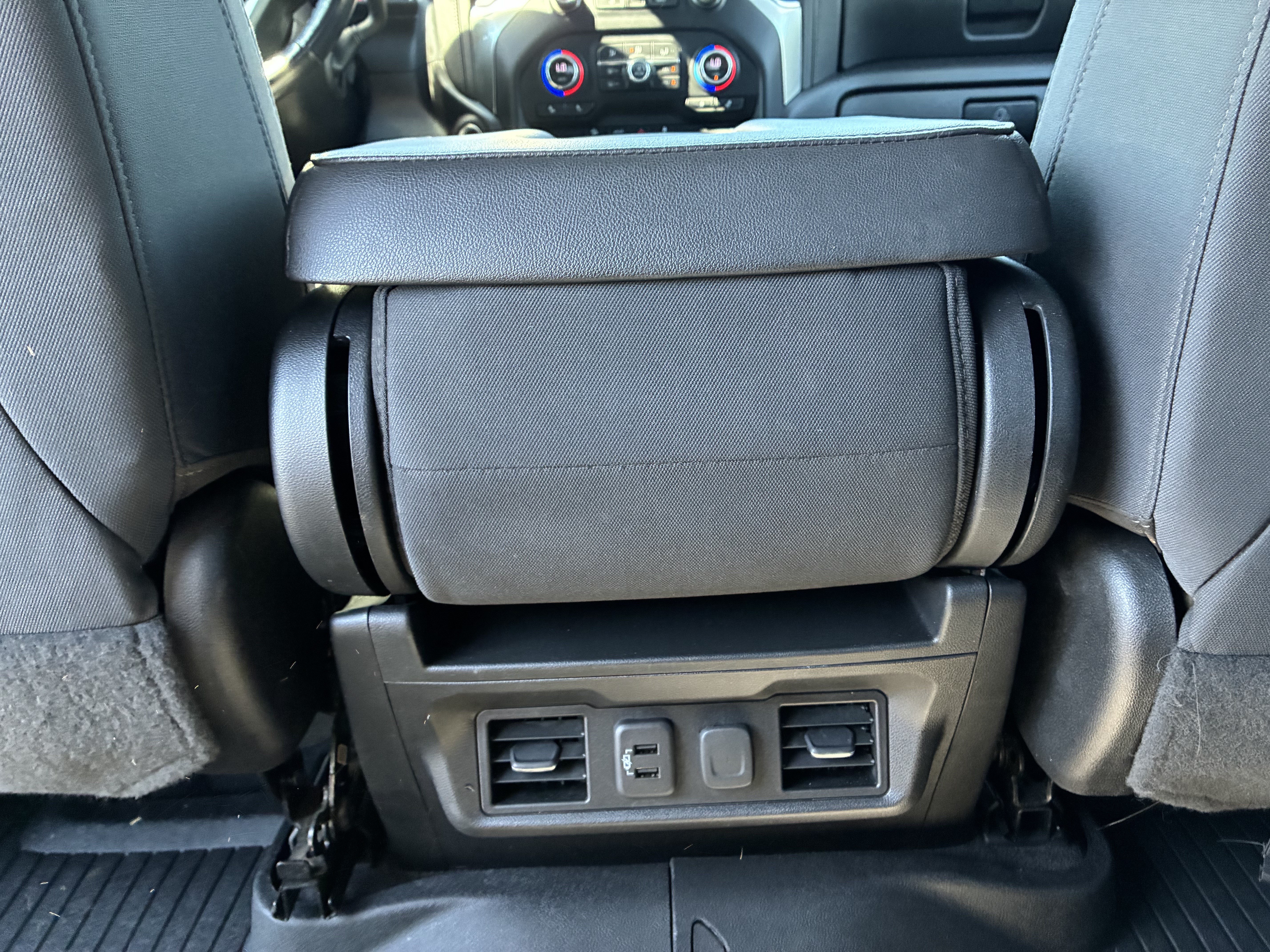 Used 2021 Chevrolet Silverado 1500 RST w/ LPO, Blackout Package AWD/4WD image 18