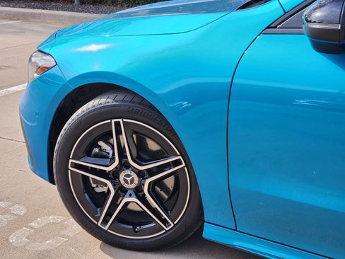 Certified 2025 Mercedes-Benz CLA 250 4MATIC image 6