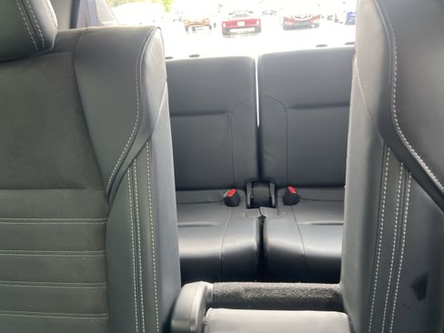 Used 2024 Mitsubishi Outlander AWD image 20