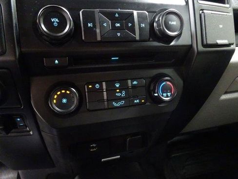 Used 2018 Ford F150 XL w/ Equipment Group 101A Mid AWD/4WD image 34