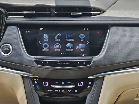 Used 2019 Cadillac XT5 Premium Luxury FWD image 22