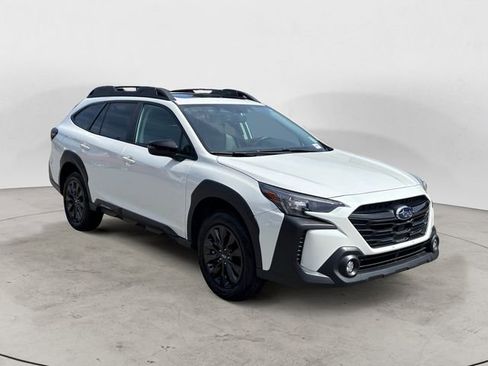 Certified 2025 Subaru Outback Onyx Edition AWD/4WD image 7