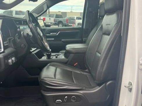 Used 2024 GMC Sierra 1500 Denali w/ Denali Reserve Package AWD/4WD image 31