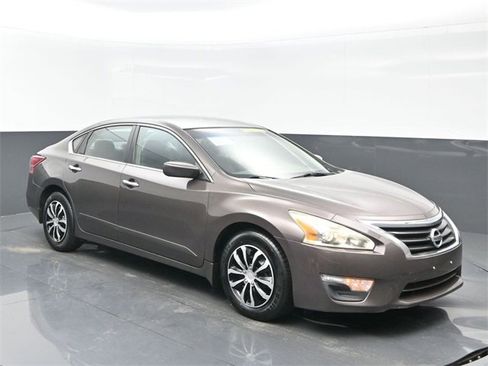 Used 2013 Nissan Altima 2.5 S image 8