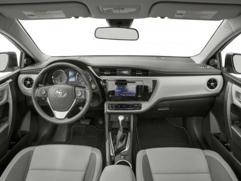 Certified 2018 Toyota Corolla LE image 8