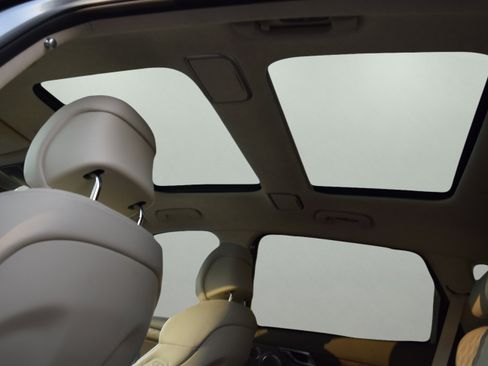 Used 2022 Genesis GV80 3.5T w/ Prestige Package 07 image 9