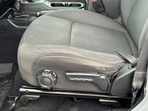 Used 2020 Jeep Wrangler Unlimited Sport image 23