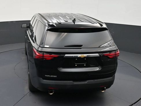 Used 2023 Chevrolet Traverse LS FWD image 32