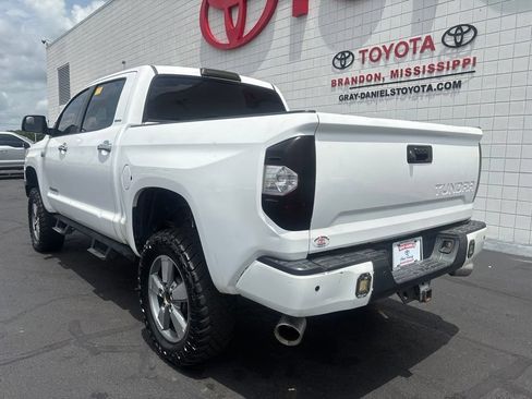 Used 2016 Toyota Tundra Limited w/ Limited Premium Package RWD image 5